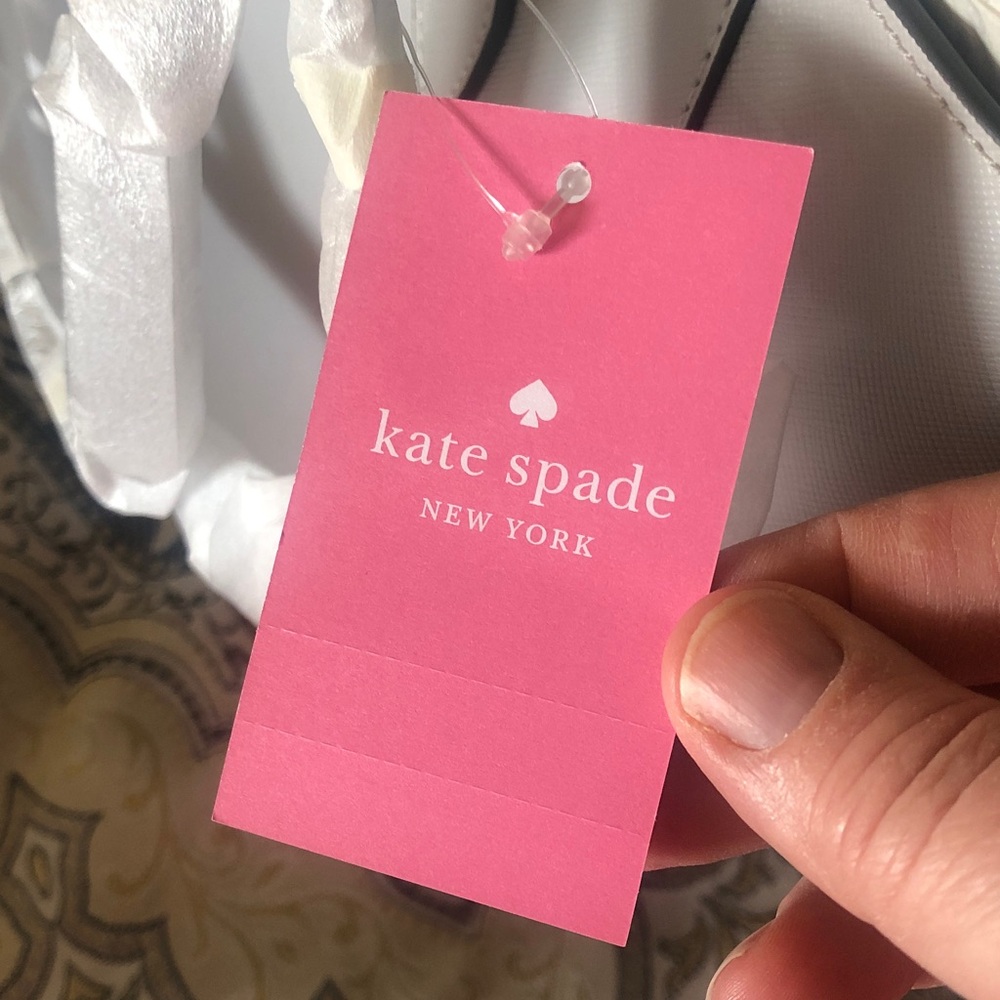 Kate Spade โ ๏ธ Platinum Tote with Floral Tag ๐ธ (Plus Free Bracelet! ๐) - Picture 6 of 15